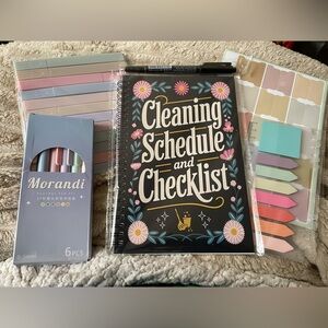 Cleaning Schedule and Checklist Notebook